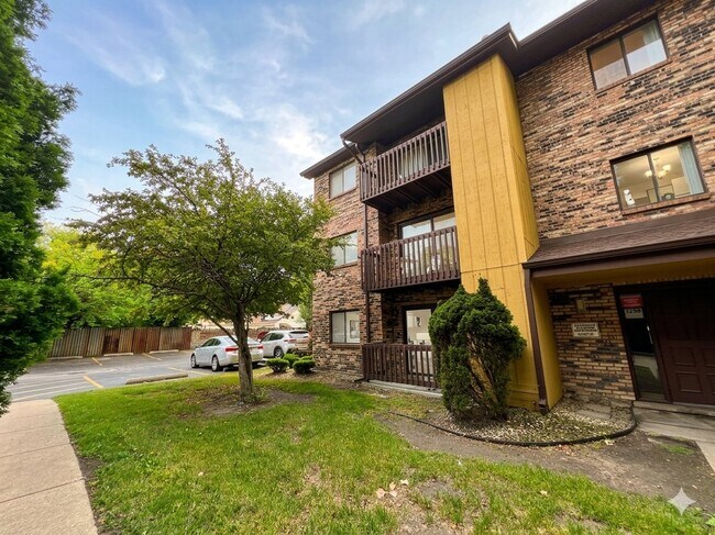 Foto del edificio - 1259 Cunningham Dr