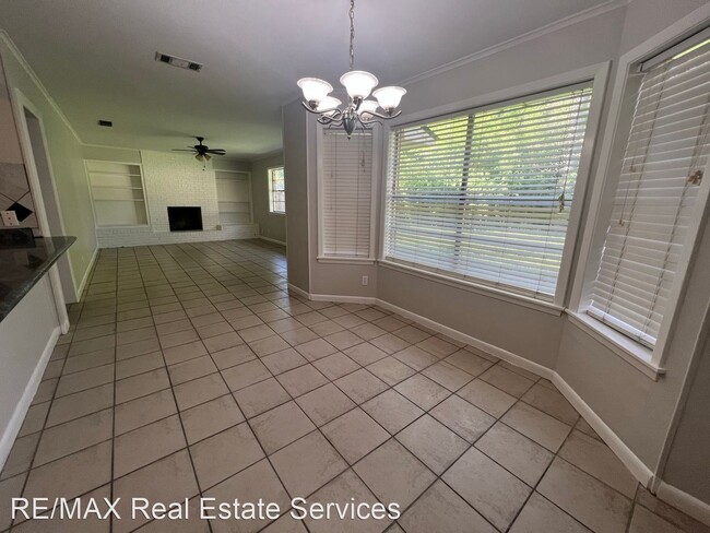 Foto del edificio - 5 br, 3 bath House - 6038 Fox Chase Trail