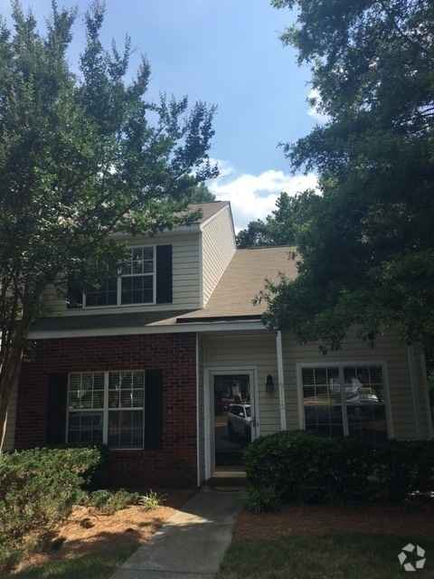 Building Photo - 9112 Charminster Ct