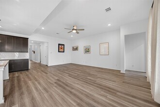 Building Photo - 9627 Starry Eyes Ln