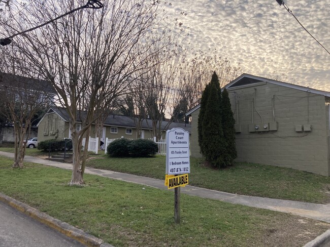 Building Photo - Pursley Court Apartments