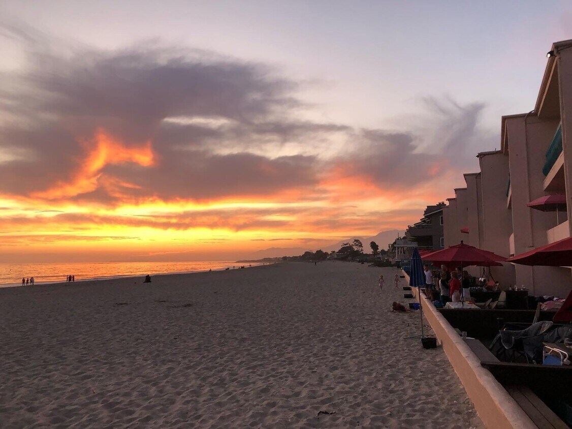 4975 Sandyland Rd Unit h, Carpinteria, CA 93013 Room for Rent in