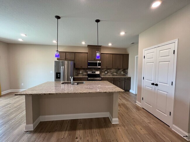 Foto del edificio - New Home in Smiths Station