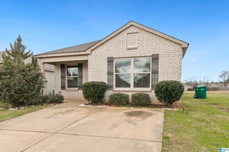 Building Photo - 16411 Waterbury Ln