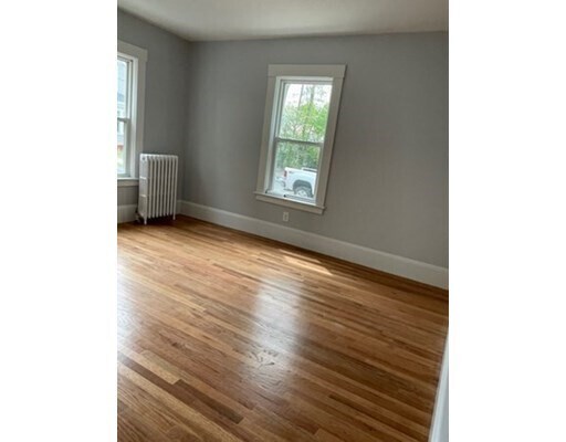 Foto del edificio - 8 Holmes St