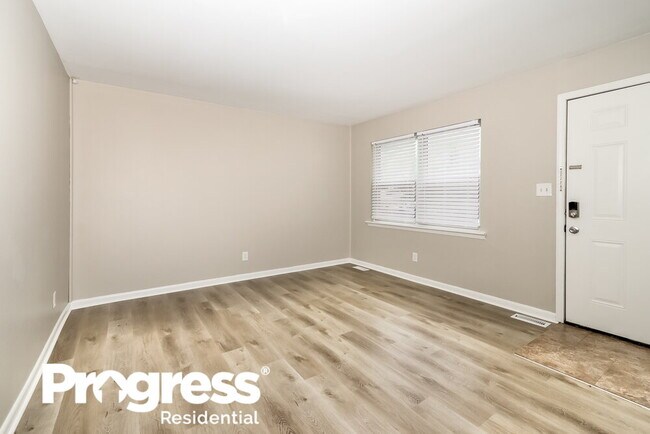 Building Photo - 7912 Candleglow Ln