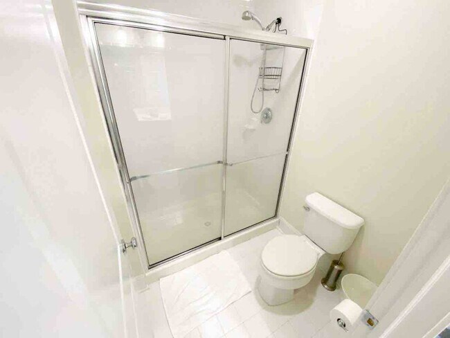 Building Photo - 18857 Bethpage Dr