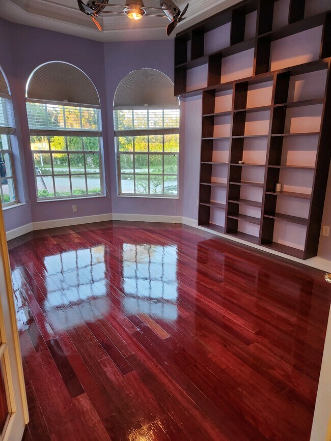 Building Photo - 5125 Magnolia Pond Dr