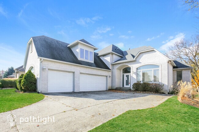Building Photo - 6610 Royal Oakland Dr, Indianapolis, IN, 4...