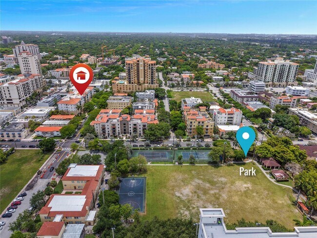 Foto del edificio - 118 Zamora Ave