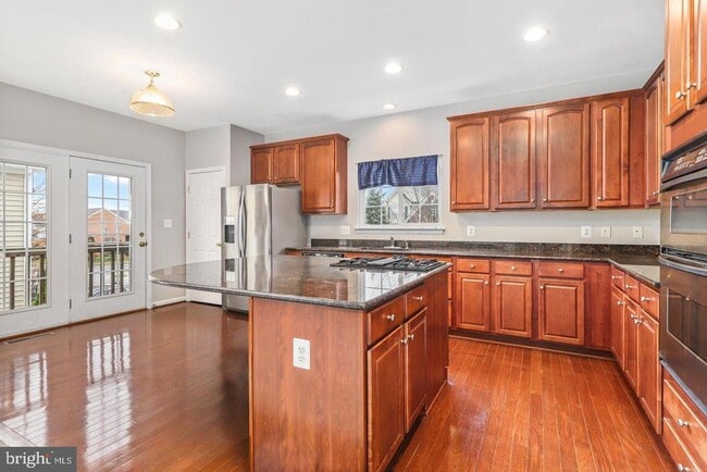 Building Photo - 14204 Murphy Terrace