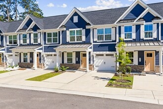 Building Photo - 209 Bent Green Ct