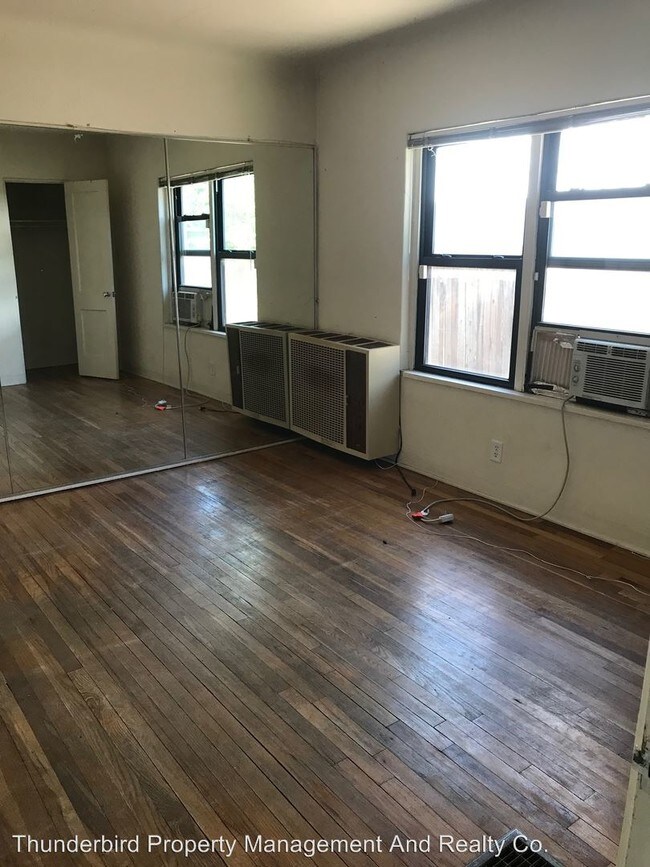 Foto del edificio - 3 br, 1 bath House - 3005 Delano NE