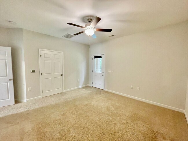 Building Photo - 3 Bed, 3.5 Bath Nest with TWO Patios Locat...