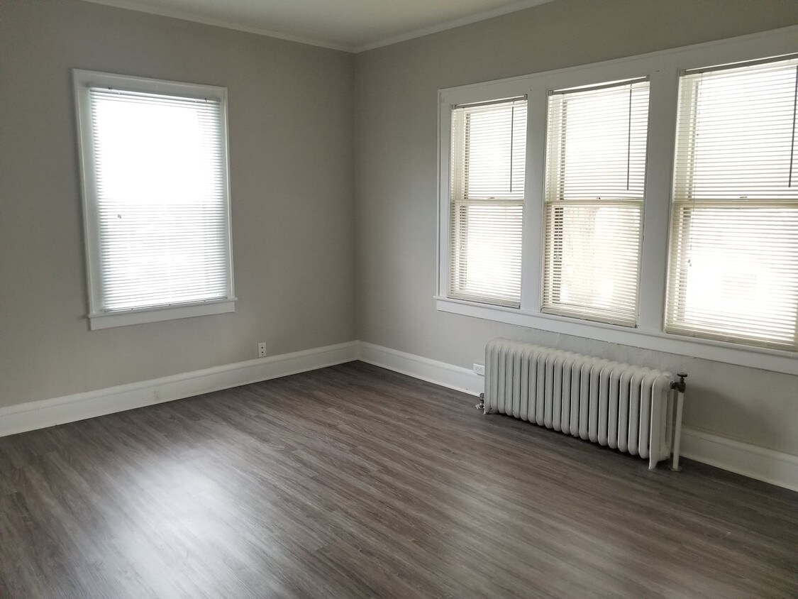 Primary Photo - 3415 Nicollet Ave