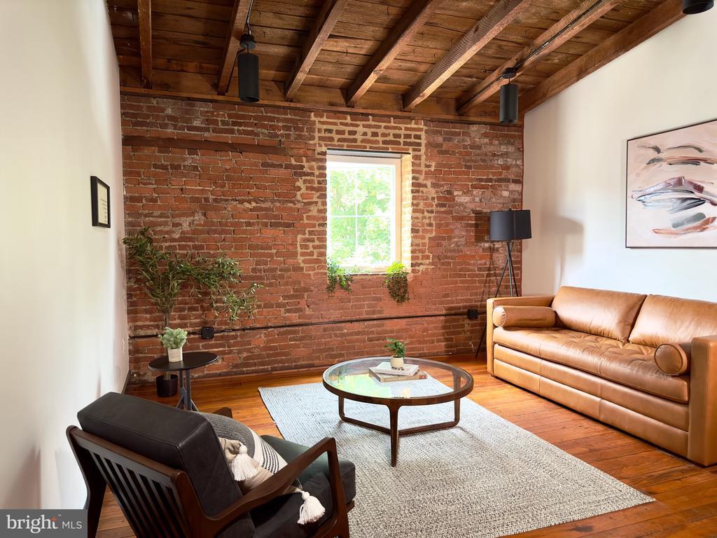 Foto principal - 437 W Grant St