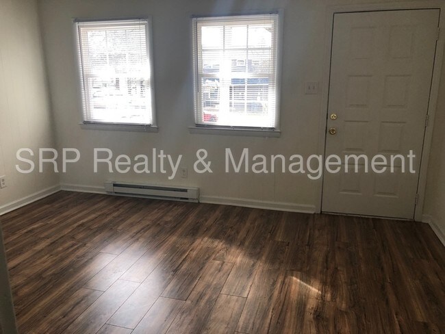 Foto del edificio - 2702 Pitts Dr