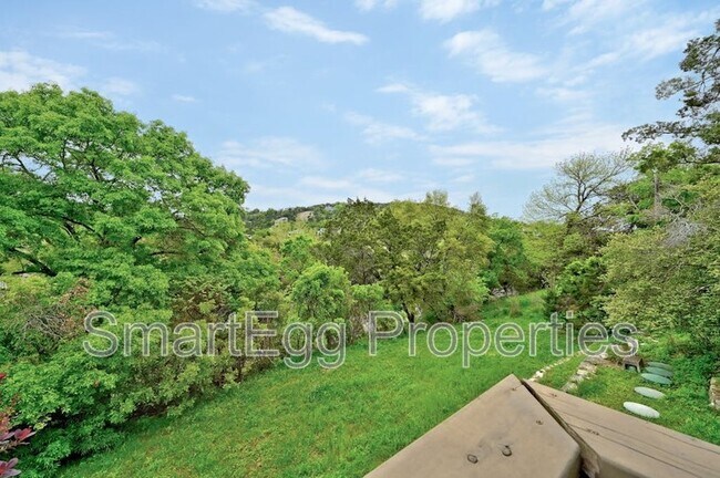 Building Photo - 307 Laurel Valley Road