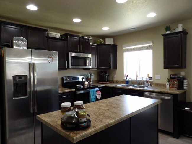 Foto del edificio - 6343 Wallowing Way