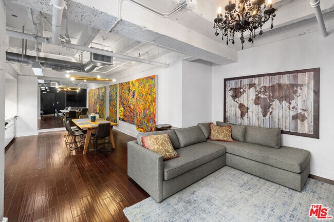 Foto del edificio - 6253 Hollywood Blvd