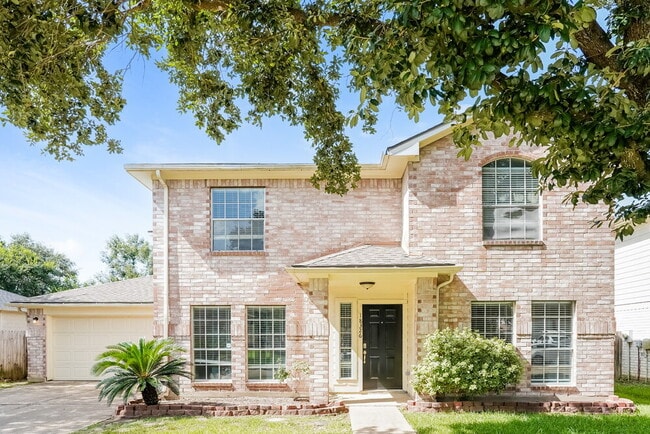 Building Photo - 18326 Forest Dew Dr