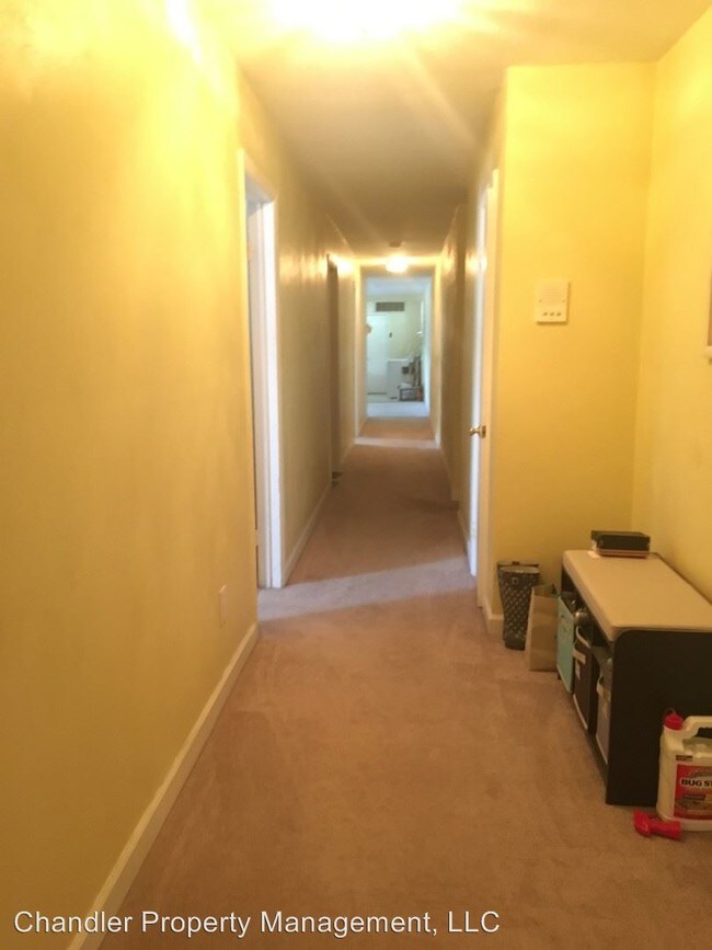 Foto del edificio - 3 br, 2 bath House - 1915 Colonial Ave #4