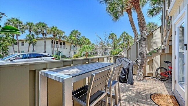 Building Photo - 6750 Gulf of Mexico Dr