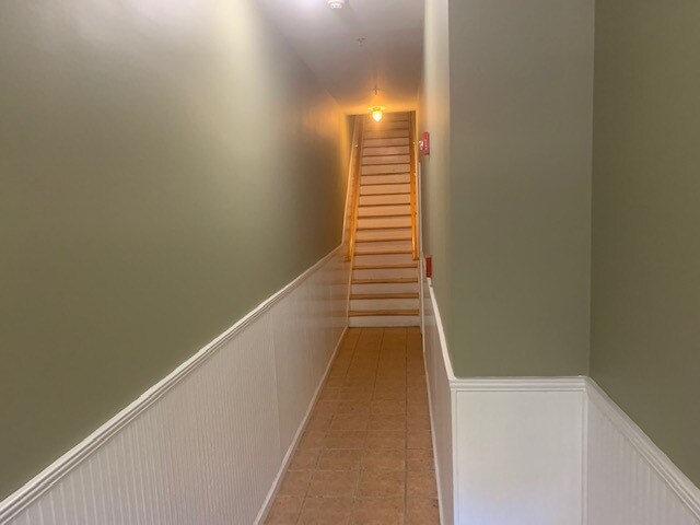 Primary Photo - 836 Broadway St