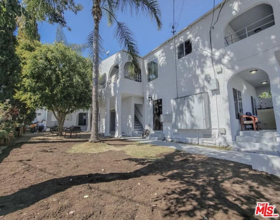 Building Photo - 1309 S Mesa St