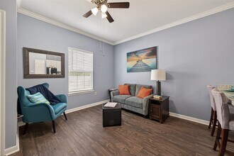 Building Photo - 929 Rockmead Dr