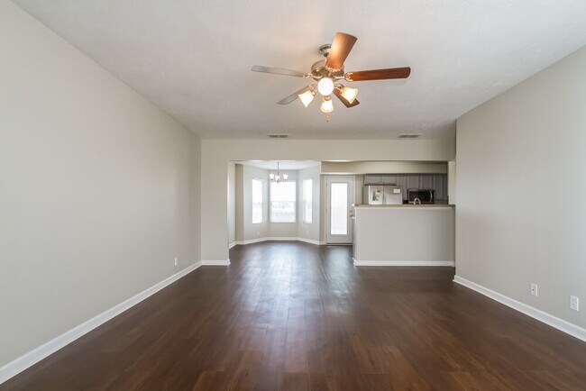 Building Photo - 2636 Apostle Ln