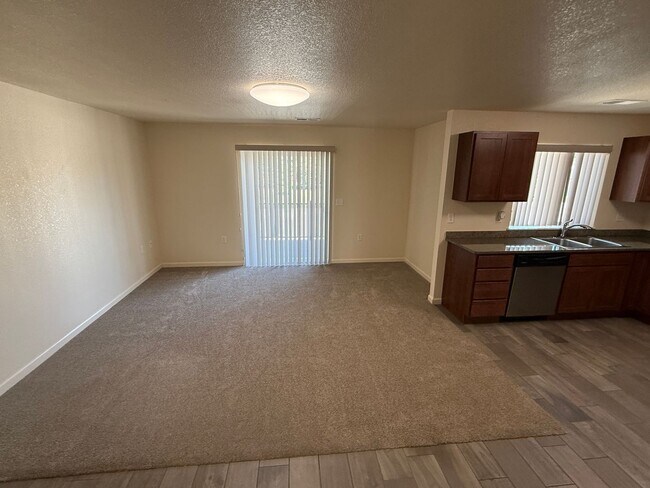 Foto del edificio - 5421 Carter Rd
