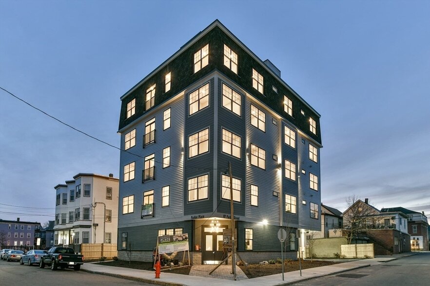 Photo - 87 Parker St