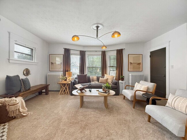 Foto del edificio - 1289 W 102nd St