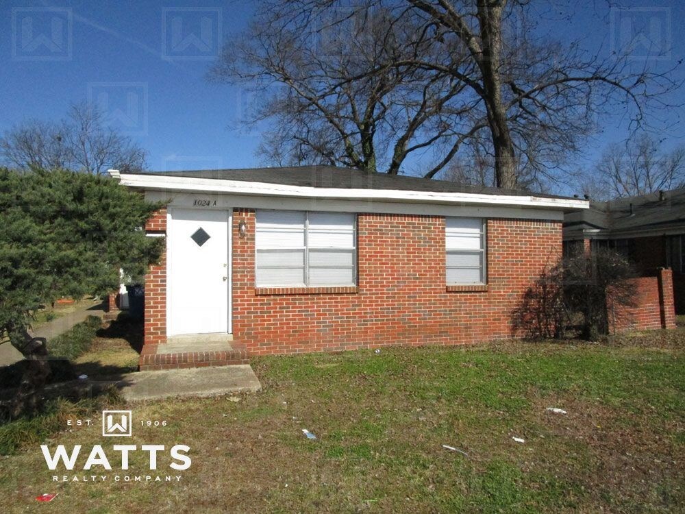 Primary Photo - 1024 4th Ave W