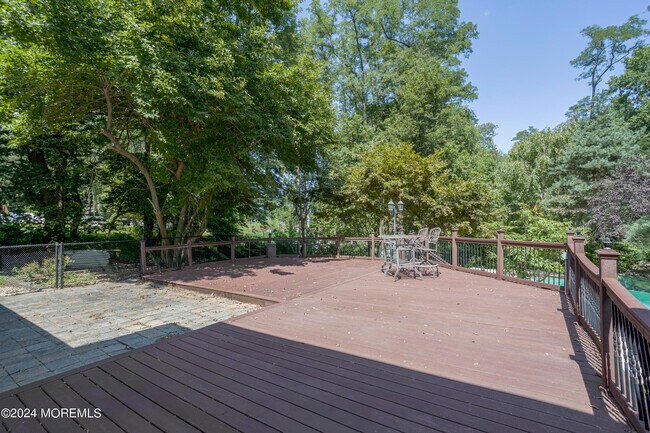 Foto del edificio - 101 Nolan Rd