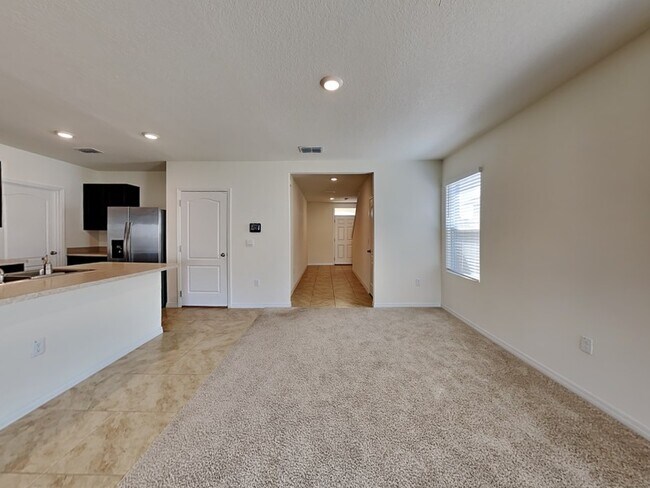 Building Photo - 1800 Post Oak Dr