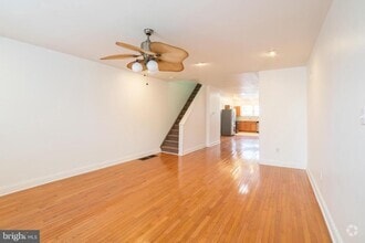 Building Photo - 1324 S 31st St