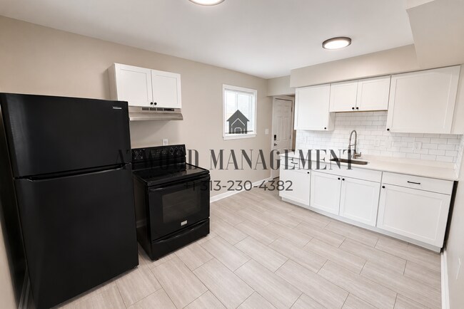 Foto del edificio - Coming Soon – Beautifully Updated Home *Coming Soon (Move-in ready by 6/1 or Sooner)*!