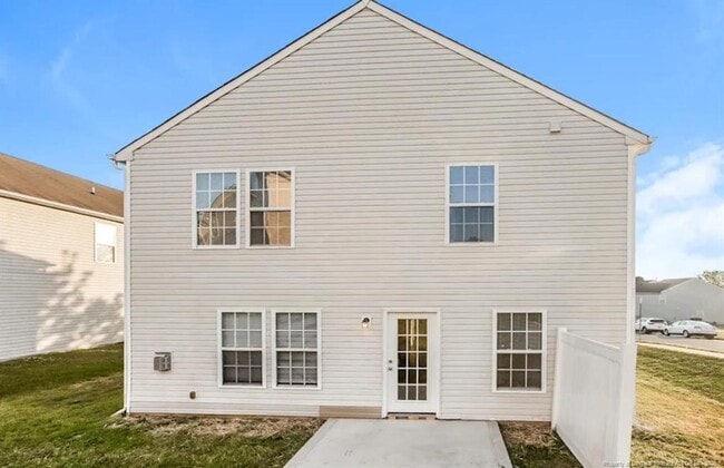 Building Photo - 956 Littleton Dr