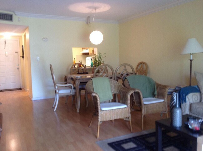 Foto del edificio - 9220 SW 3rd St