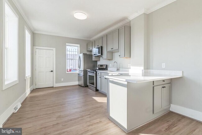 Foto del edificio - 1243 E Lanvale St