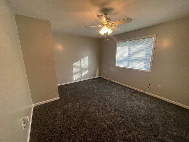 Building Photo - 2 Bedroom Single Family Home in Saginaw
