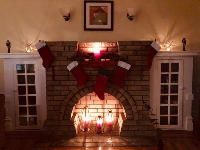 Living Room with non working, original, Fireplace and built in bookcase - 1342 21st Ave