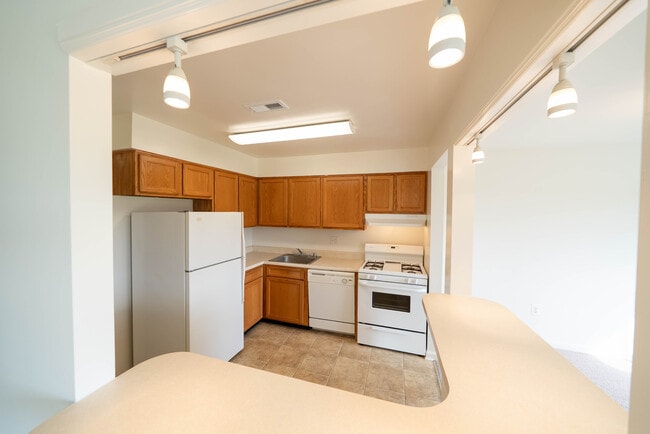 Kitchen (Unit C) - Harborside Village Apartments