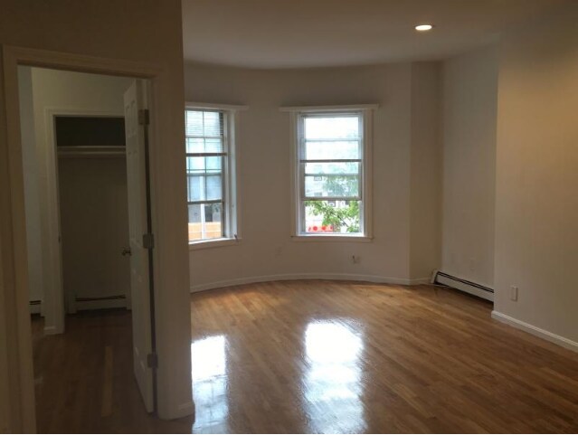 Foto del edificio - 36 S Huntington Ave