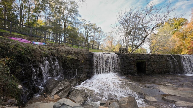 Photo - 5237 Meadows Mill Rd House