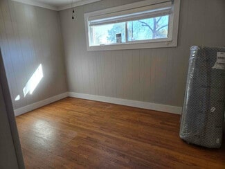 Building Photo - 10 S 12th St