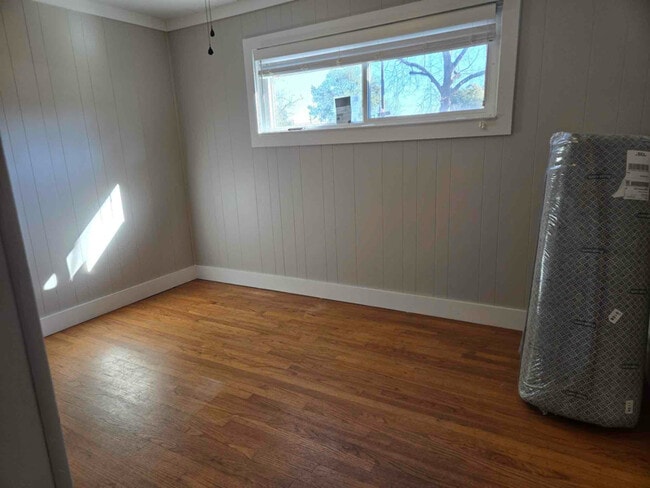 Building Photo - 10 S 12th St Building Photo - 10 S 12th St