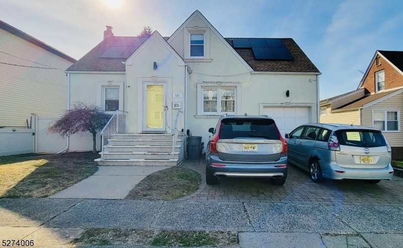 Primary Photo - 331 8th St